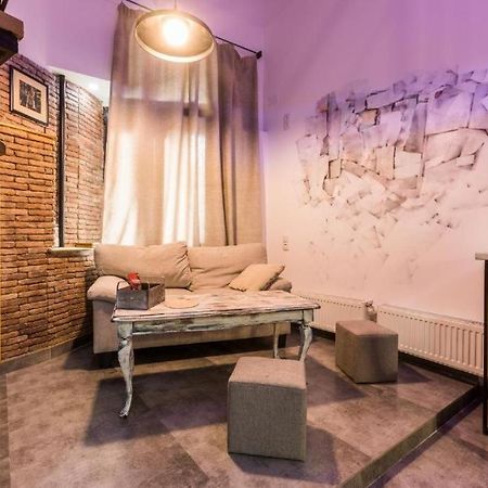Aquarium Apartment Tbilisi Exterior foto