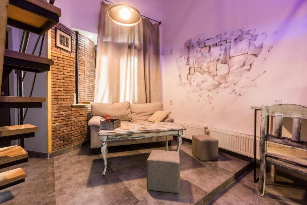 Aquarium Apartment Tbilisi Exterior foto