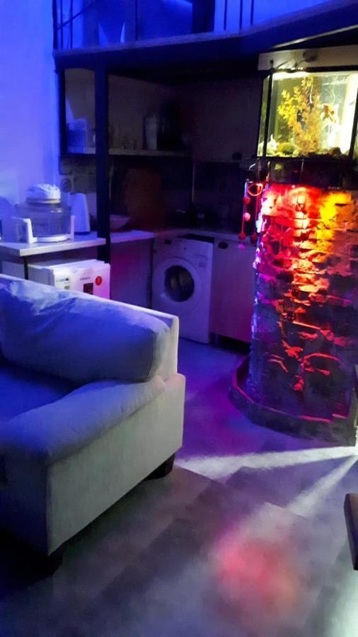 Aquarium Apartment Tbilisi Exterior foto